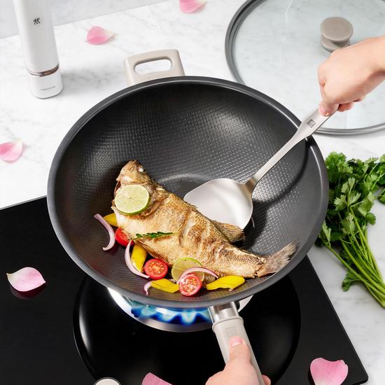 超级白菜！Zwilling双立人清仓，全场0.4折起+额外8.5折！入中式深炒锅$42.49、搅拌机$84.97、保温杯$8.49