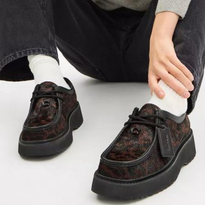 白菜价！Coach Outlet 男女时尚运动鞋、长短靴等2.6折起！入穆勒鞋、运动鞋！