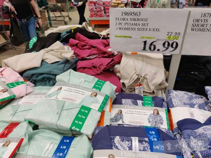独家！【加东版】Costco店内实拍，有效期至5月10日！烟熏三文鱼.99、火锅鱼豆腐.99、哈密瓜.99、雅顿面霜.99、五花肉减、鸡腿减、鲜虾减、燕麦保湿.99！