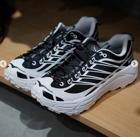 Foot Locker精选品牌运动鞋5折起！封面款HOKA 运动鞋 169.99加元（原价 230加元）