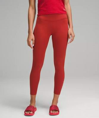 lululemon大促，精选时尚运动服饰3折起！入背挎包、加拿大队瑜伽裤、套头衫！