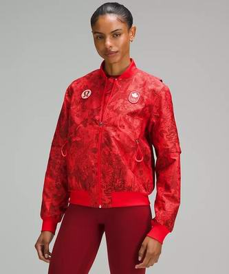 lululemon大促，精选时尚运动服饰3折起！入背挎包、加拿大队瑜伽裤、套头衫！