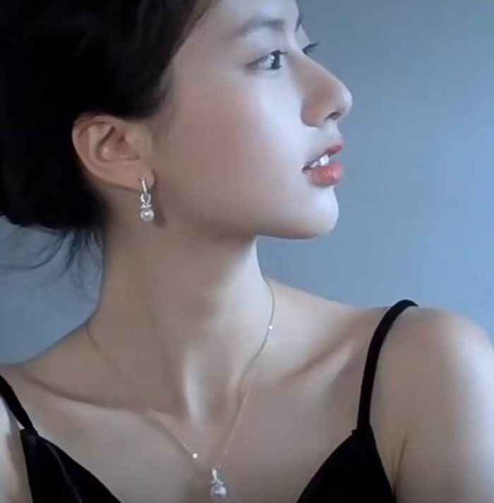 Swarovski Originally 水晶珍珠吊坠项链 104加元（官网原价 149加元）