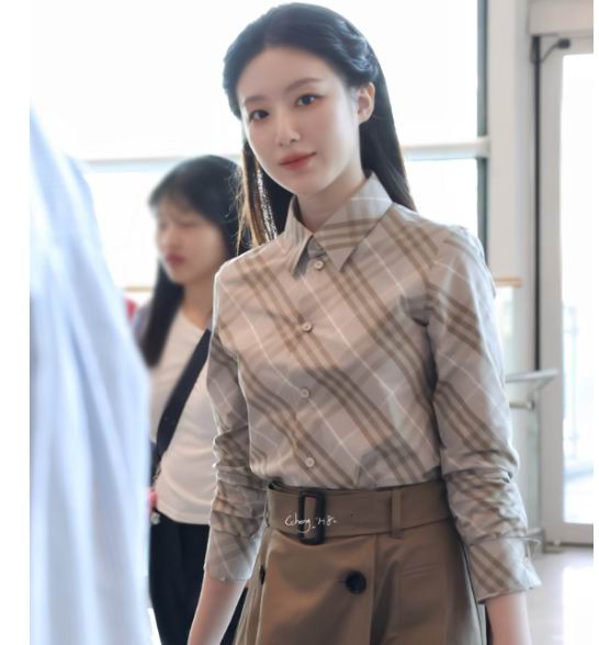  Burberry服饰、美包5折起！卡包$231、衬衣$528、托特包$1505、水桶包$1995！