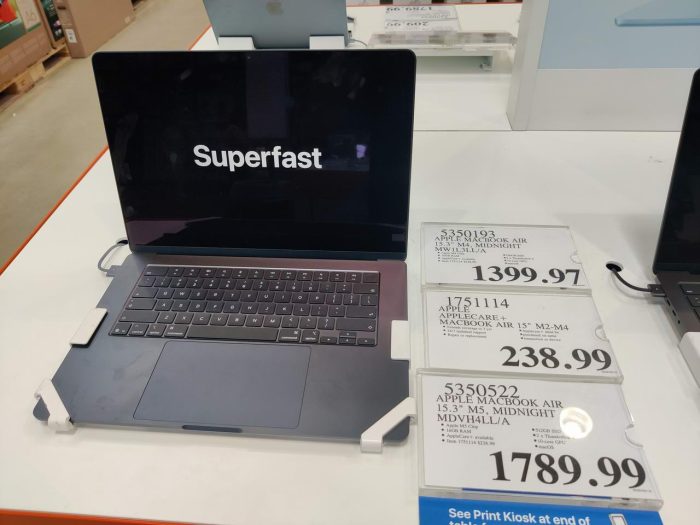 独家!【加东版】Costco店内实拍,有效期至5月24日!澳洲羊腿减、免费薅iPhone、雅顿眼胶.99、追觅扫地机器人9.99、鲜虾减、空气循环扇.99、护肝片.99、FIFA背包.99!