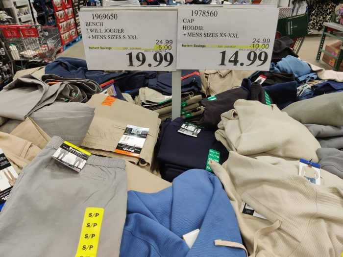 独家!【加东版】Costco店内实拍,有效期至5月24日!澳洲羊腿减、免费薅iPhone、雅顿眼胶.99、追觅扫地机器人9.99、鲜虾减、空气循环扇.99、护肝片.99、FIFA背包.99!