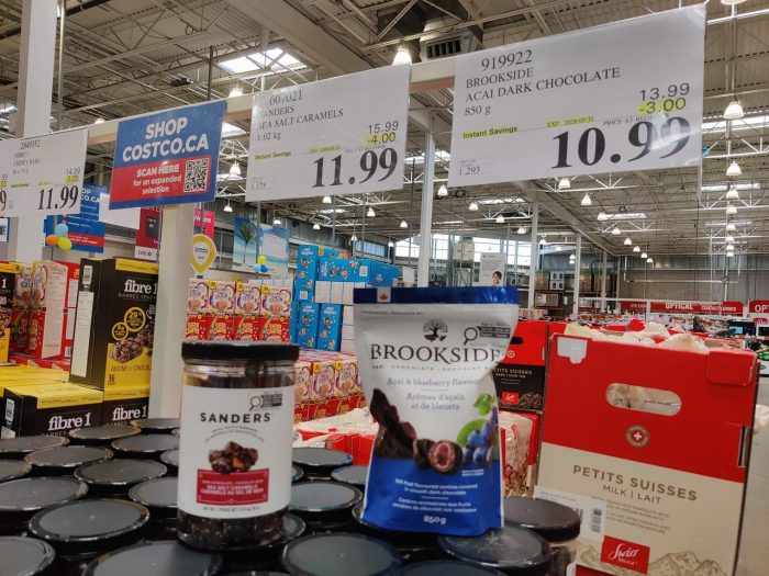 独家!【加东版】Costco店内实拍,有效期至5月24日!澳洲羊腿减、免费薅iPhone、雅顿眼胶.99、追觅扫地机器人9.99、鲜虾减、空气循环扇.99、护肝片.99、FIFA背包.99!