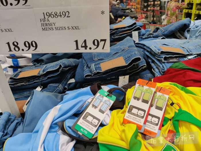 独家!【加东版】Costco店内实拍,有效期至5月31日!大量服饰.97起、有机蜂蜜.99、虾片.99、加拿大夹克.97、玻璃保鲜盒.99、蚊虫止痒器.99、圆筒冰淇淋.99!