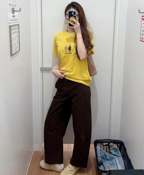Uniqlo × MANGA UT 坂本时代图案 T恤 29.99加元/弯刀裤 49.9加元